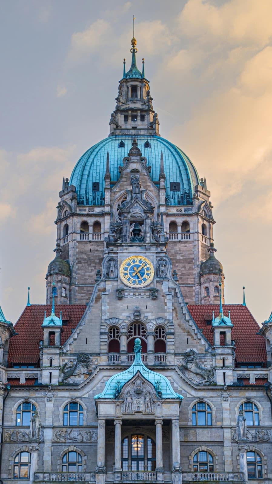 European heritage architecture — Holiday package